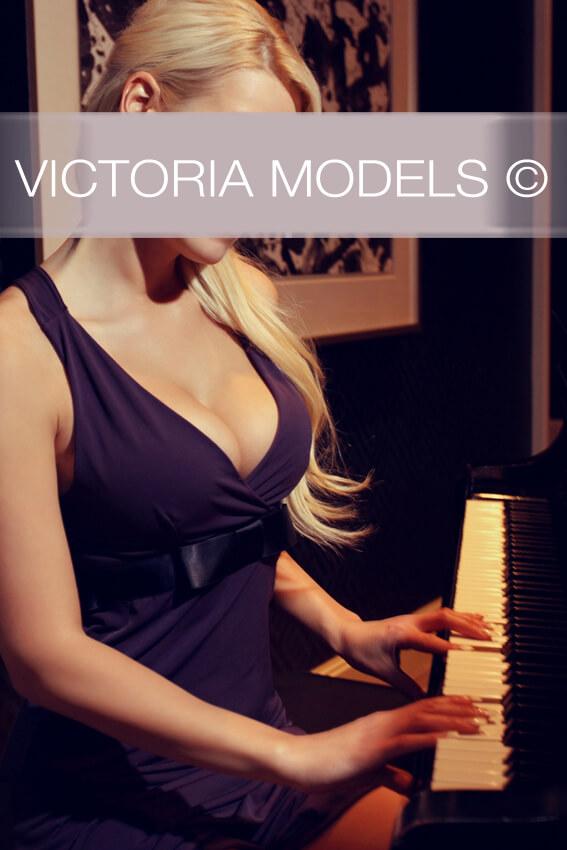 Escort Model Düsseldorf Samantha 02